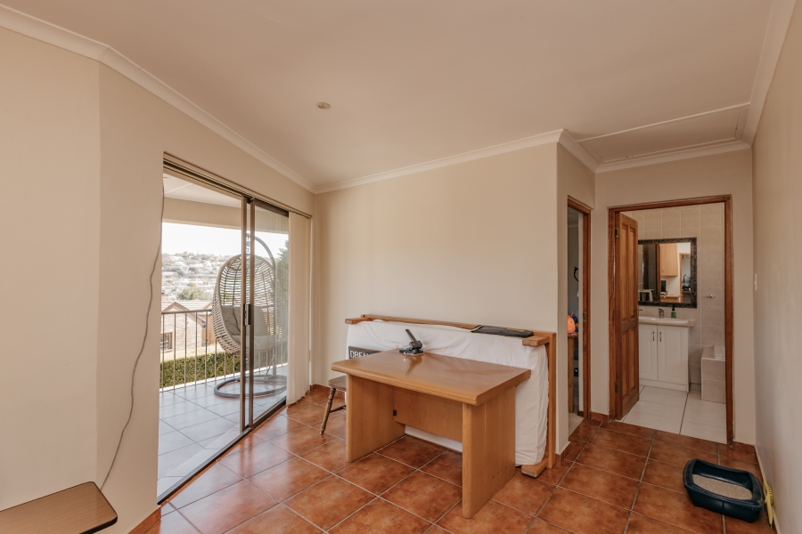 4 Bedroom Property for Sale in Welgedacht Western Cape